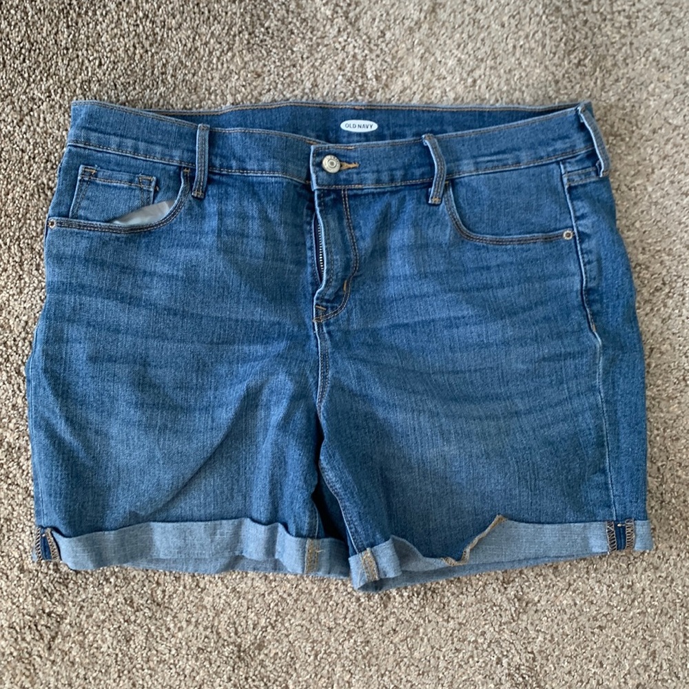 Old navy 5” shorts